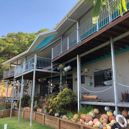 Riva-La-Vista-Cooktown Hotel Exterior photo